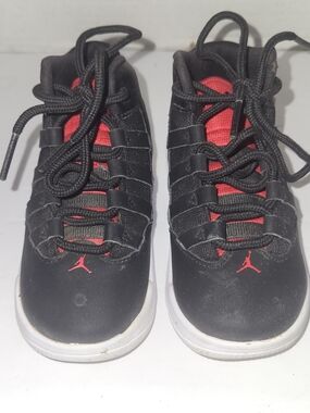 Nike Jordan Max Aura Toddler Shoes Black Red White AQ9215-061 Size 7C Kids